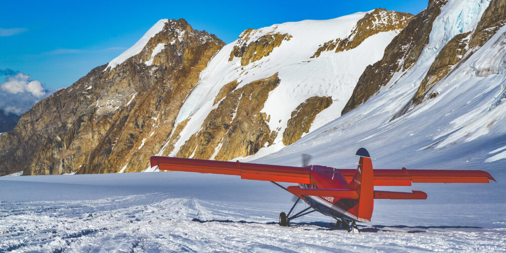denali-glacier-plane-landing.jpg