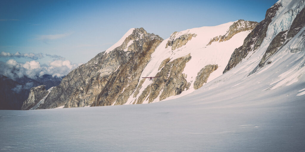 denali-glacier-plane-takeoff.jpg