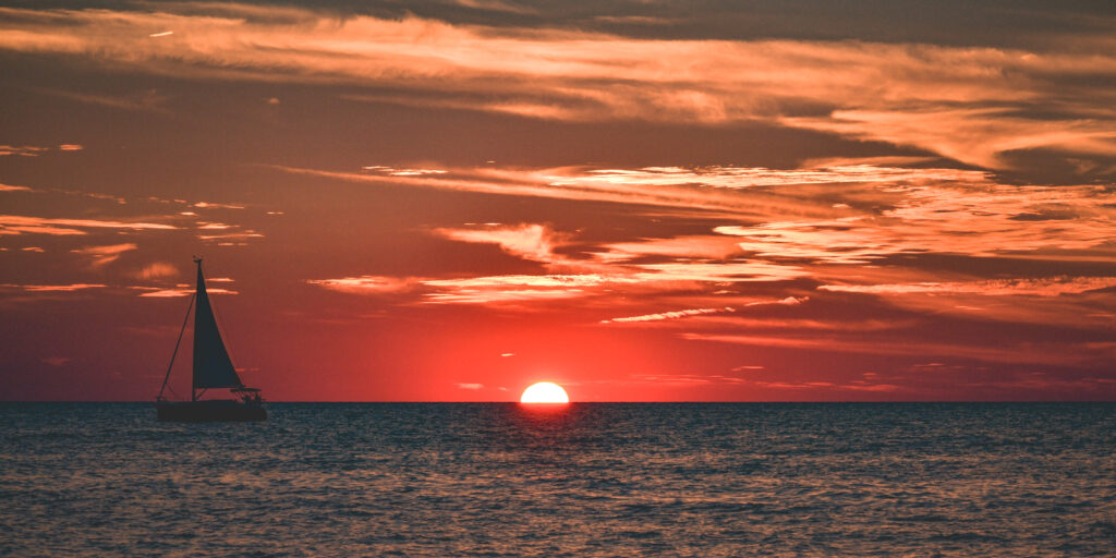 sunset-sailboat-lake-michigan.jpg